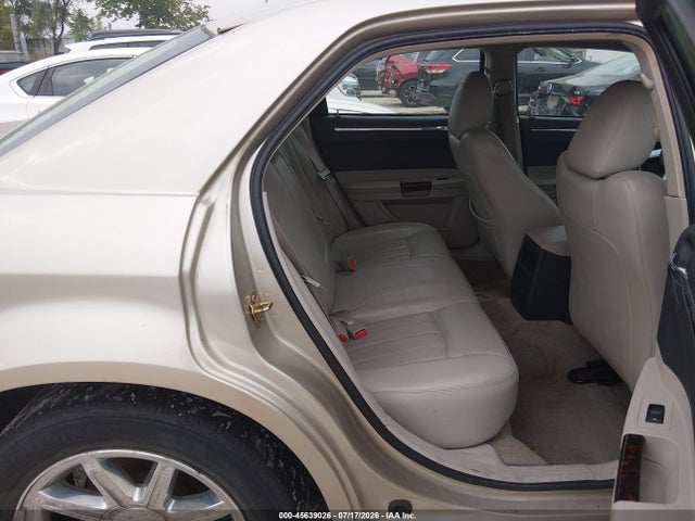 صورة 8 لـ 2006 Chrysler 300C