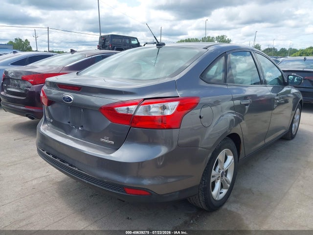 2014 FORD FOCUS SE 照片 4