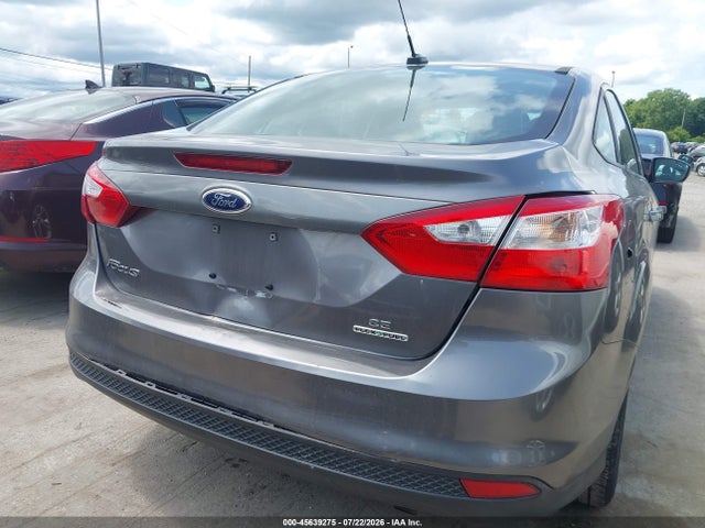2014 FORD FOCUS SE 照片 6
