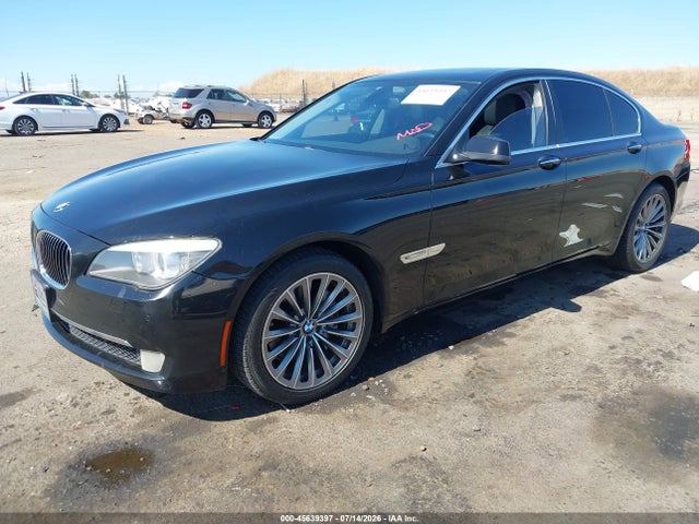 2012 BMW 740I 照片 2