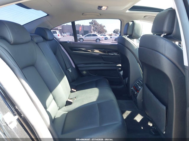 2012 BMW 740I 照片 8