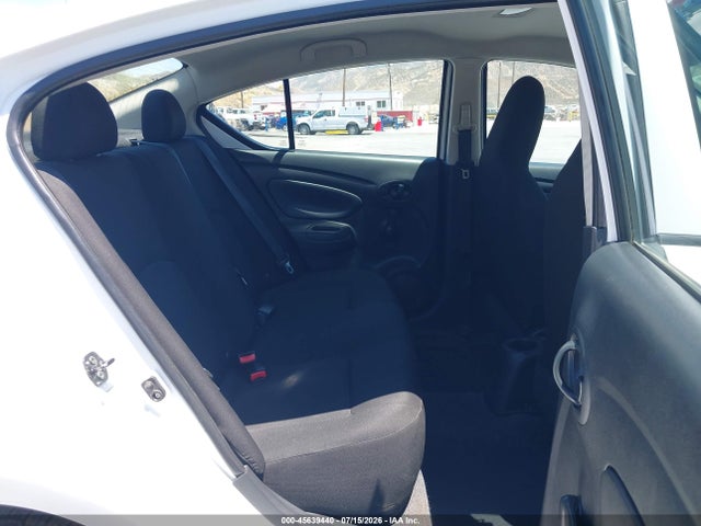 صورة 8 لـ 2015 Nissan VERSA 1.6 S