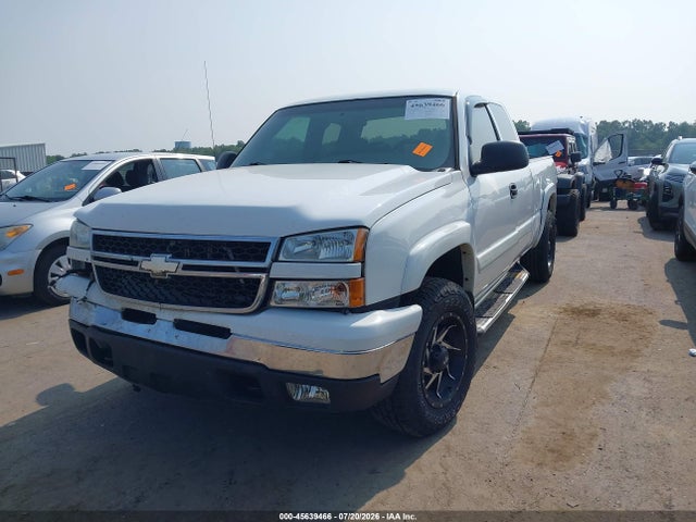 2007 Chevrolet SILVERADO 1500 CLASSIC LT1 照片 2