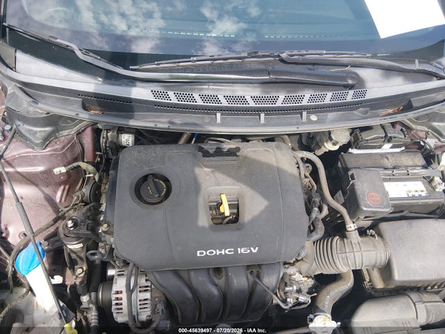 2017 KIA FORTE LX 10