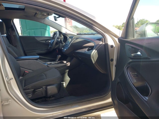 2016 Chevrolet MALIBU 1LT — фото 5