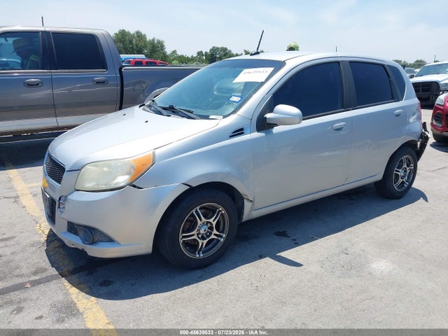 2010 Chevrolet AVEO LT — фото 2
