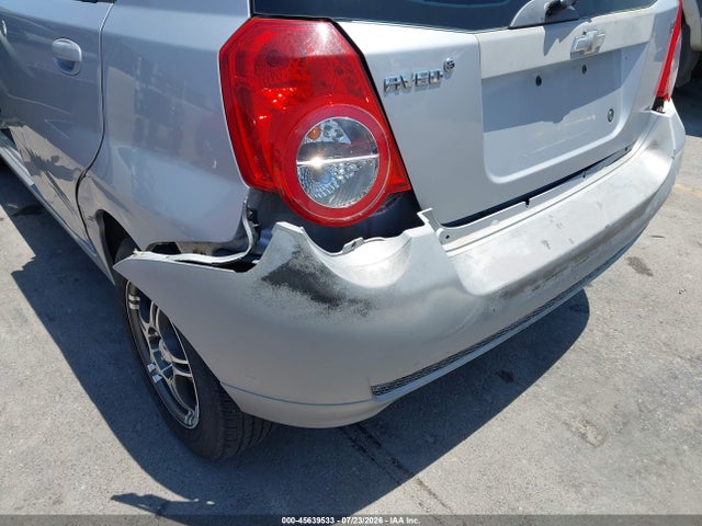 2010 Chevrolet AVEO LT — фото 6