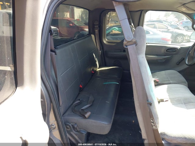 2002 FORD F-150 XL/XLT — фото 8