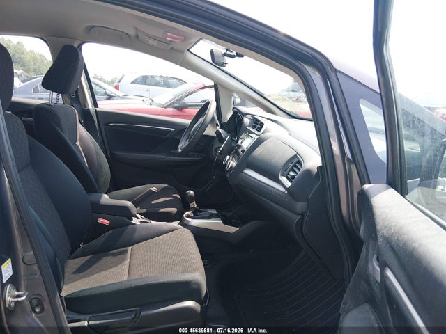 2015 Honda FIT LX — фото 5