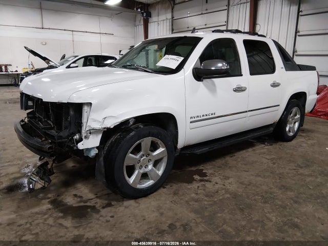 2011 Chevrolet AVALANCHE 1500 LTZ 照片 2