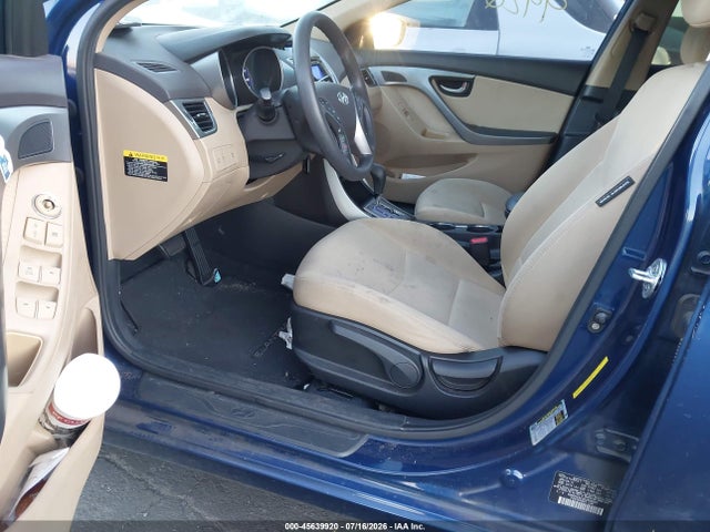 2013 Hyundai ELANTRA GLS 照片 5