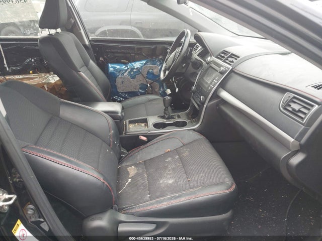 صورة 5 لـ 2016 Toyota CAMRY SE