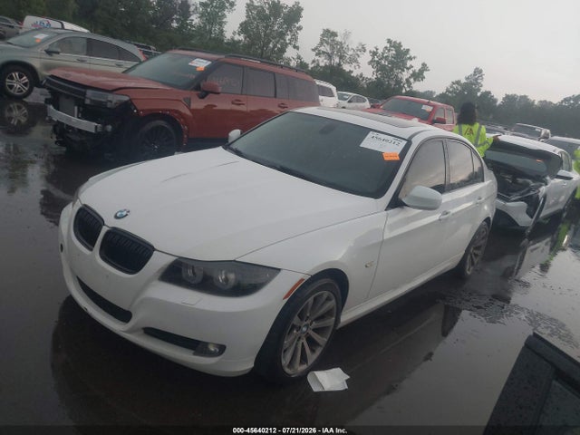 2011 BMW 328I XDRIVE — фото 2