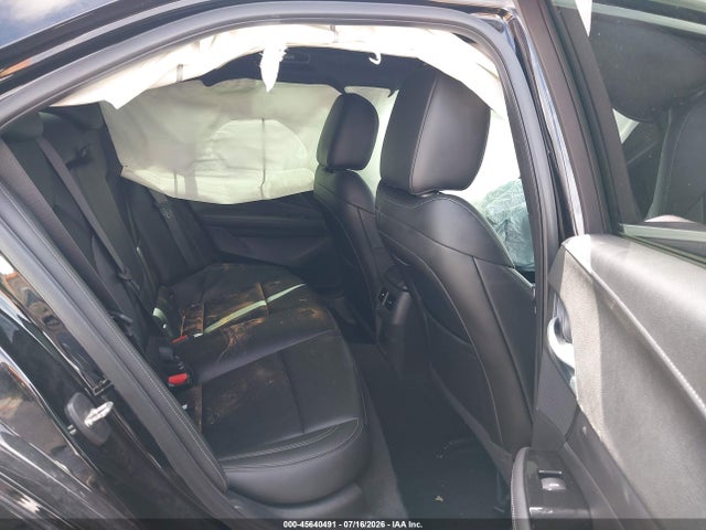 صورة 8 لـ 2021 Cadillac CT4 LUXURY