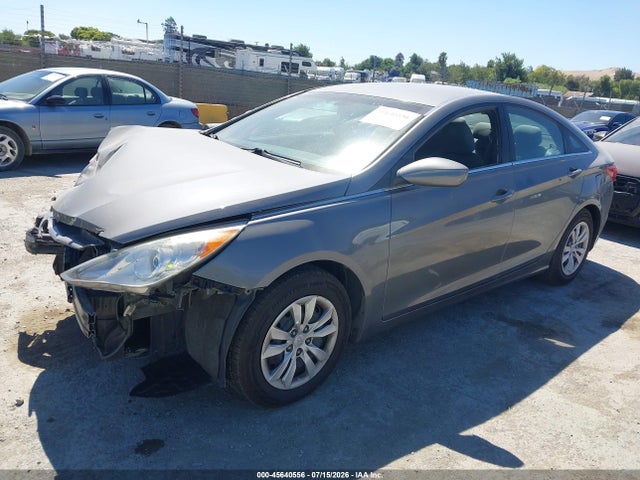 2013 Hyundai SONATA GLS 照片 2