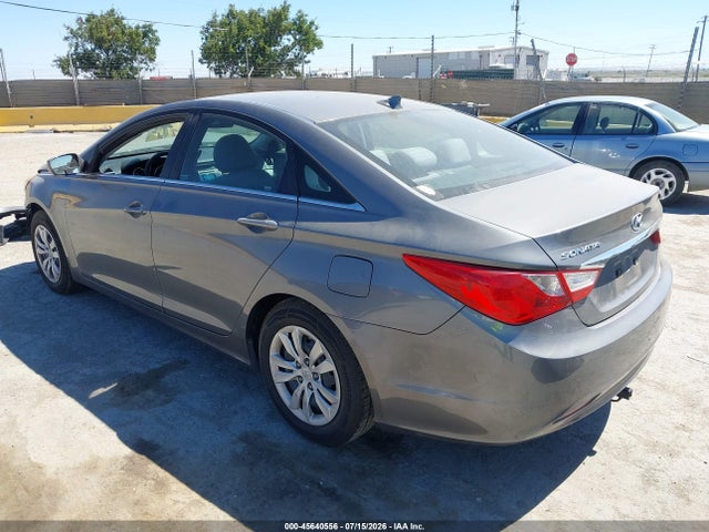 2013 Hyundai SONATA GLS 照片 3