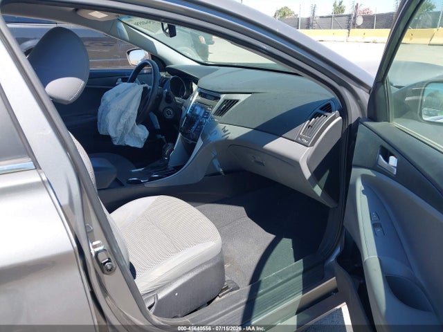 2013 Hyundai SONATA GLS 照片 5
