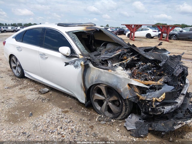 2018 HONDA ACCORD TOURING