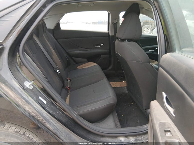 2023 Hyundai ELANTRA SE 照片 8