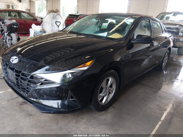 2023 Hyundai ELANTRA SE 照片 2