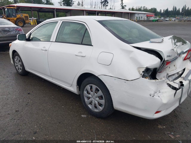 2013 Toyota COROLLA L photo 3