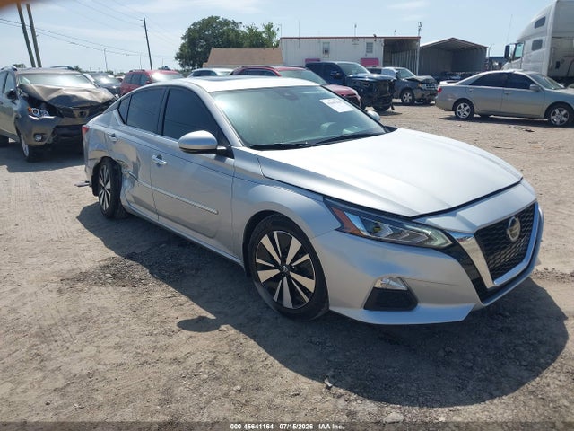 2021 NISSAN ALTIMA SV FWD