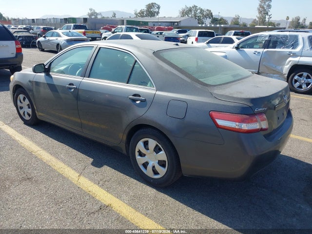 صورة 3 لـ 2010 Toyota CAMRY LE