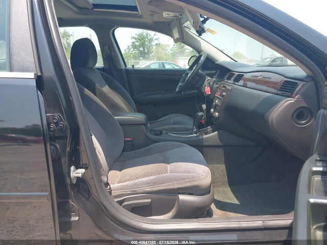 2013 Chevrolet IMPALA LT photo 5