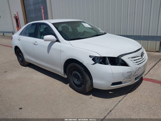 2009 TOYOTA CAMRY LE