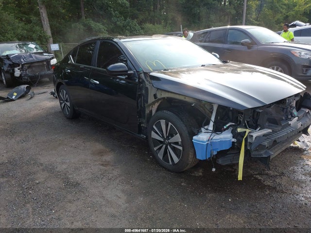 2022 NISSAN ALTIMA SV FWD