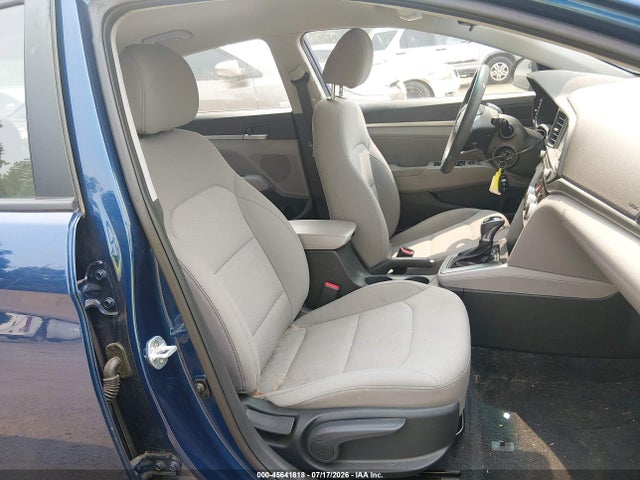 صورة 5 لـ 2019 Hyundai ELANTRA SEL