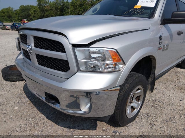 2017 RAM 1500 SLT thumbnail 22