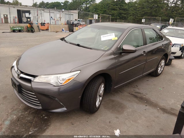 2017 TOYOTA CAMRY LE 2