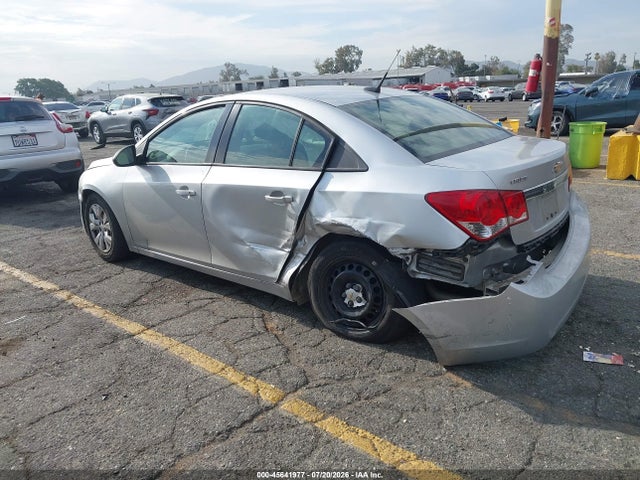 صورة 3 لـ 2013 Chevrolet CRUZE LS AUTO