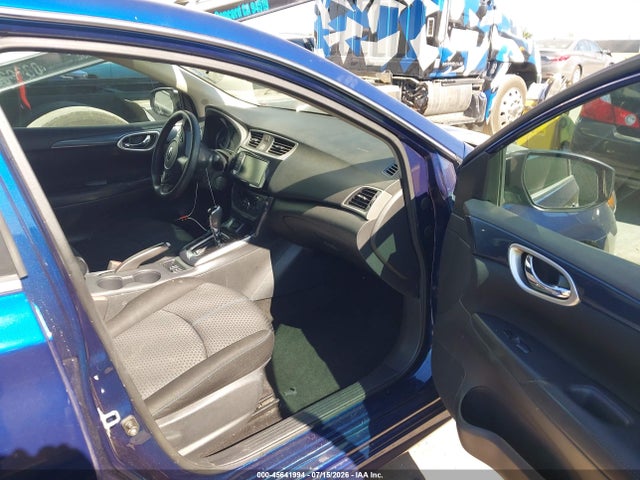 صورة 5 لـ 2019 Nissan SENTRA SR