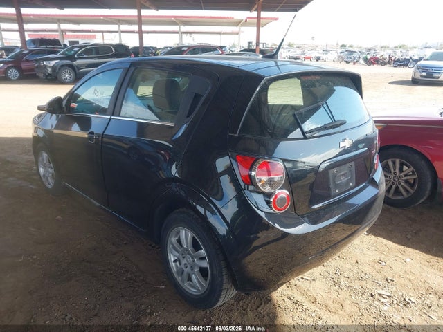 صورة 3 لـ 2013 Chevrolet SONIC LT AUTO