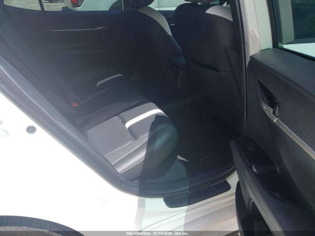 صورة 8 لـ 2025 Toyota CAMRY SE