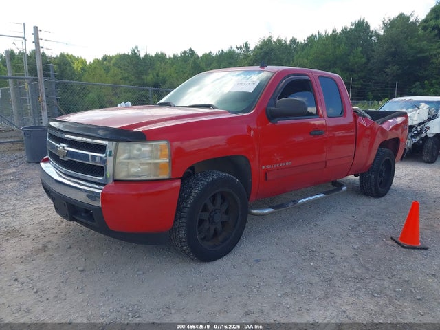2007 Chevrolet SILVERADO 1500 LT1 — фото 2