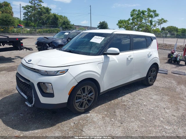 صورة 2 لـ 2021 KIA SOUL S