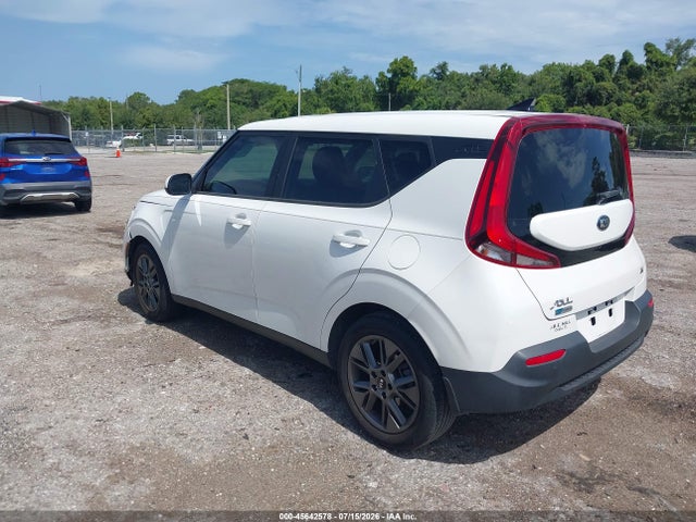 صورة 3 لـ 2021 KIA SOUL S