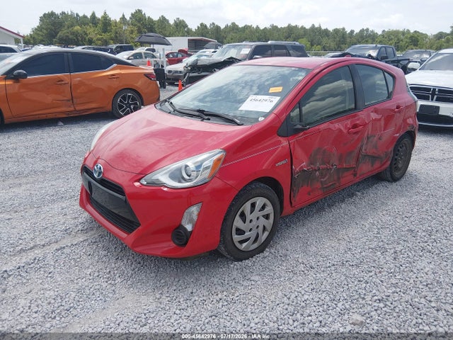صورة 2 لـ 2015 Toyota PRIUS C TWO