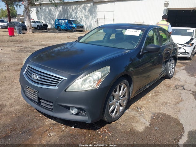 2012 Infiniti G37 JOURNEY 照片 2