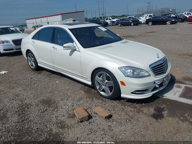 2013 MERCEDES-BENZ S 550 
