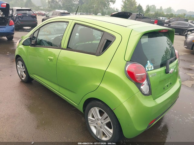 صورة 3 لـ 2014 Chevrolet SPARK 1LT AUTO
