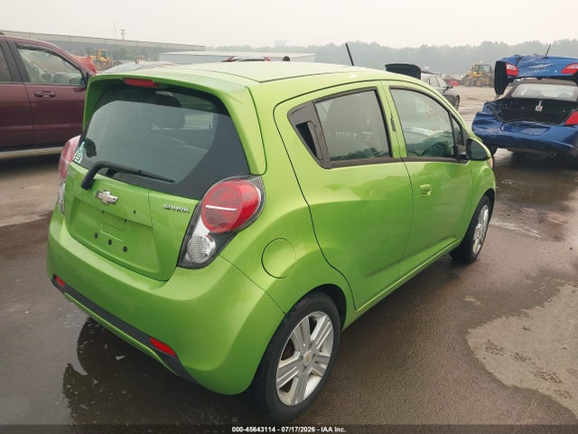 صورة 4 لـ 2014 Chevrolet SPARK 1LT AUTO