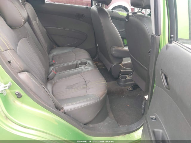 صورة 8 لـ 2014 Chevrolet SPARK 1LT AUTO
