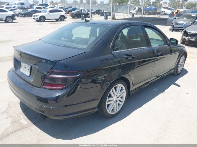 2009 Mercedes-BENZ C 300 — миниатюра 4