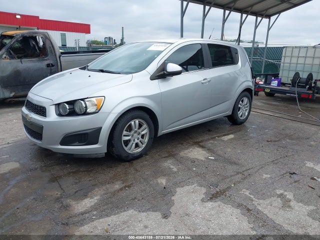 2013 Chevrolet SONIC LT AUTO — фото 2