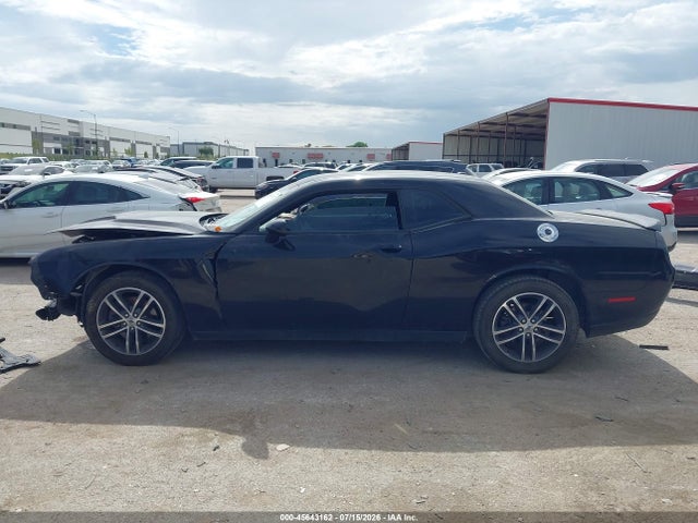 2019 DODGE CHALLENGER SXT AWD 13