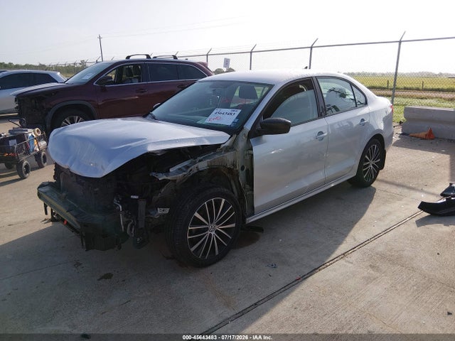 صورة 2 لـ 2015 Volkswagen JETTA 1.8T SE